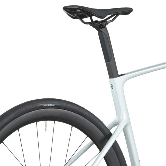 Велосипед SCOTT Addict 30 cumulus white (2026)