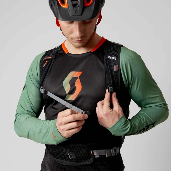 Рюкзак SCOTT Trail Protect Evo FR' 20 (caviar black/dark green)